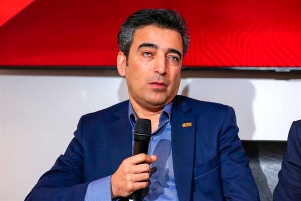 تعریف و اجرای پروژه‌های پژوهشی متعدد و مسئله‌محور در فولاد مبارکه