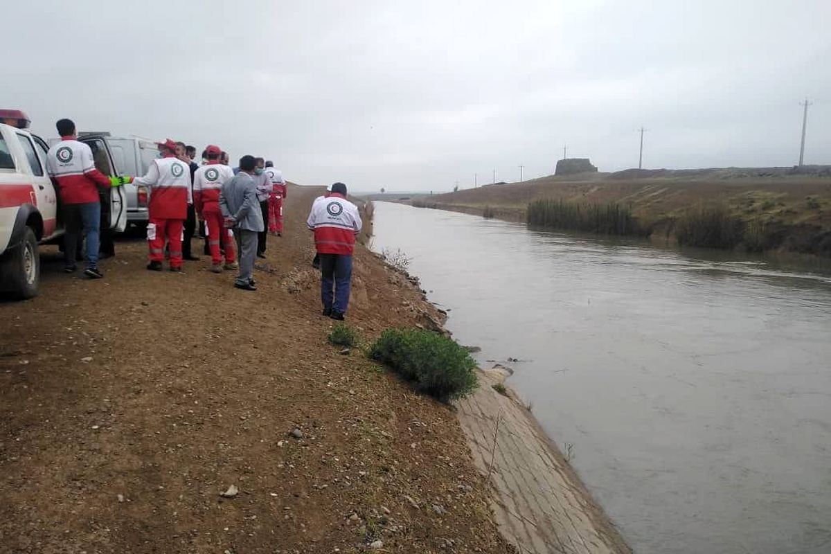 غرق شدن مردی در پارس آباد