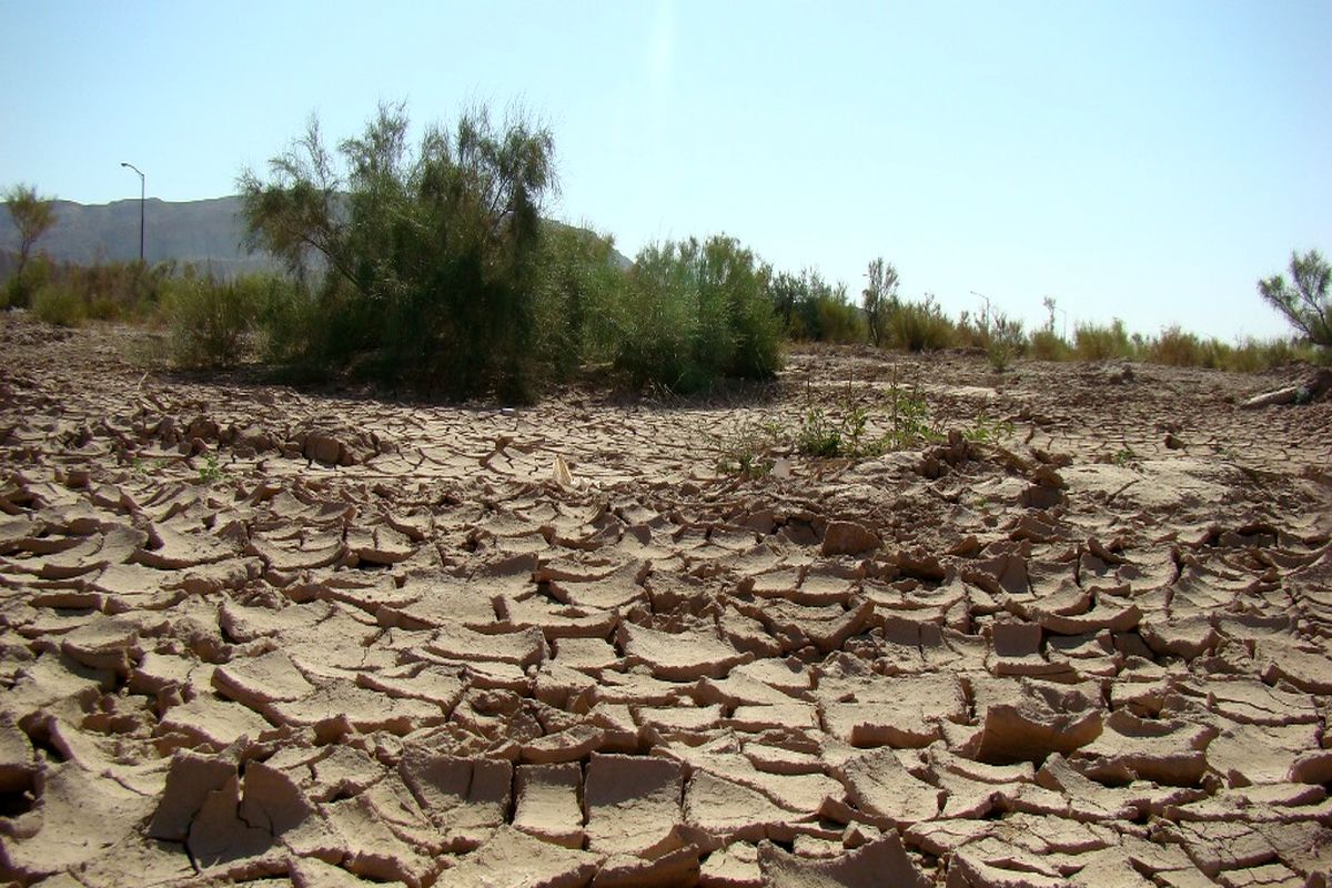 اراضی بیابانی تهران