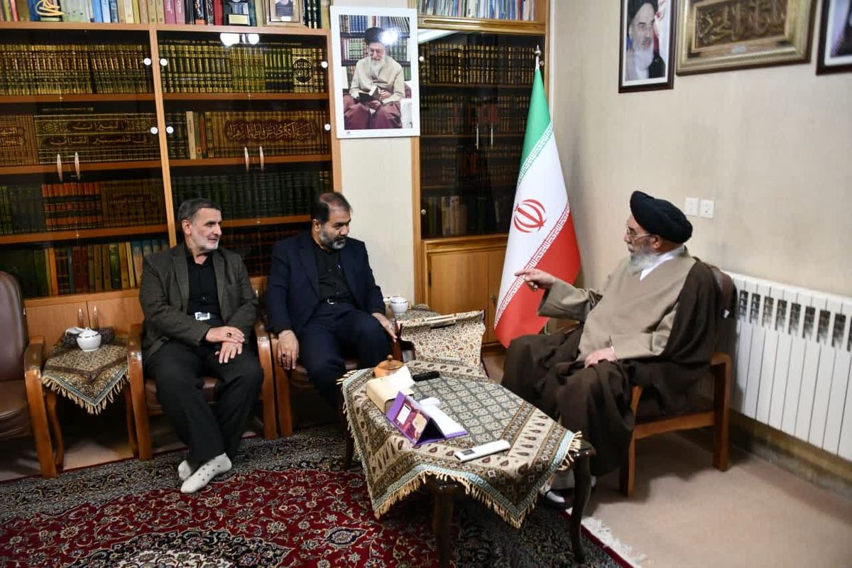 امام جمعه اصفهان و استاندار