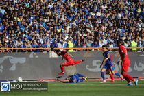 نتیجه بازی پرسپولیس و استقلال/ پرسپولیس با برد استقلال به صدر نزدیک شد