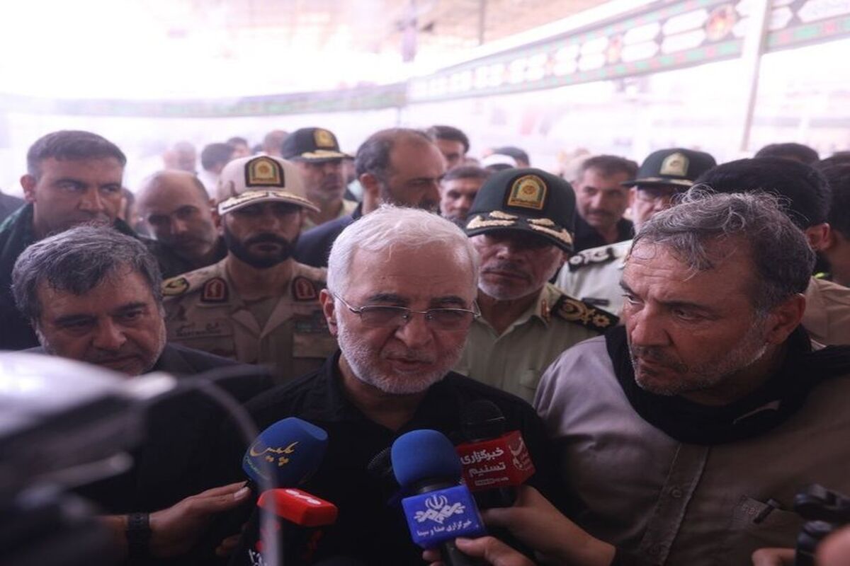 اسکندر مومنی وزیر کشور