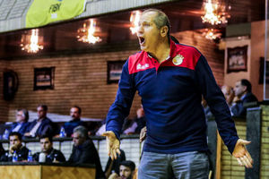 مصطفی هاشمی سرمربی مهرام شد