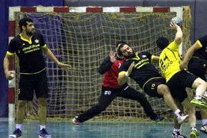 سپاهان در قهرمانی لیگ برتر هندبال هت‌تریک کرد