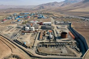 بروکراسی اداری مانع تامین آب وگاز مورد نیاز تولید است/دستگاه‌های خدمات‌رسان محدودیت‌های موجود را رفع کنند