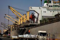 افزایش ۶ درصدی تخلیه و بارگیری فرآورده‌های نفتی از بندر خلیج فارس