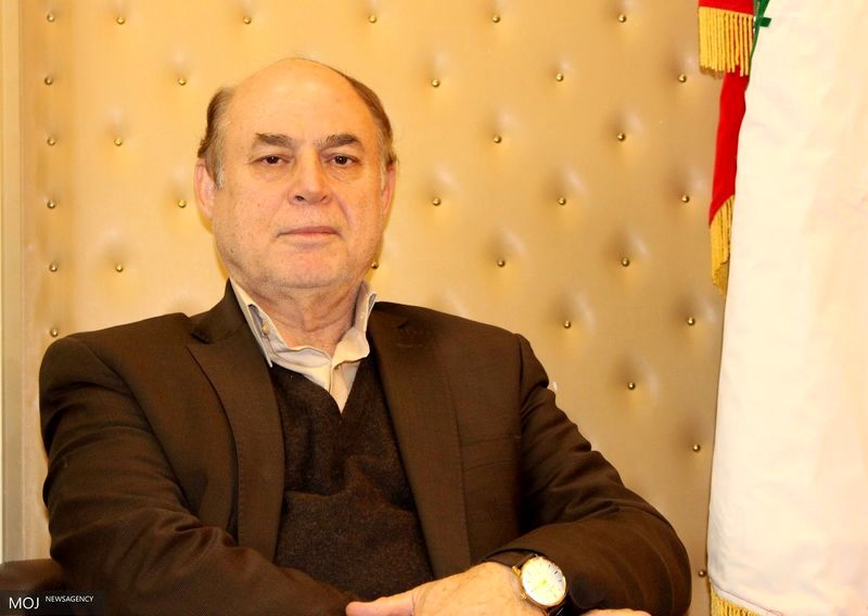 اکیپ هایی از شهرداری همدان در شهرستان چگنی مشغول خدمات رسانی هستند