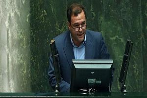 انتصاب مدیر عامل صندوق بازنشستگی غیر قانونی است/وزیر قول عزل داده است