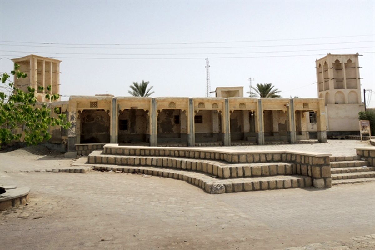 خانه اربابی لافت