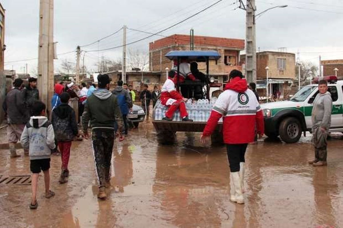 نجاتگران هلال‌احمر