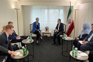 عباس عراقچی و وزیر خارجه استرالیا در نیویورک دیدار و رایزنی کردند