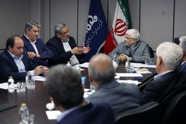 صنعت نفت در دوران جنگ درخشان ظاهر شد