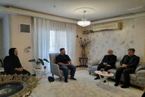 دبیر ستاد حقوق‌بشر با خانواده‌ دو شهید والامقام جنگ ۱۲ روزه دیدار کرد