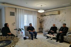 دبیر ستاد حقوق‌بشر با خانواده‌ دو شهید والامقام جنگ ۱۲ روزه دیدار کرد