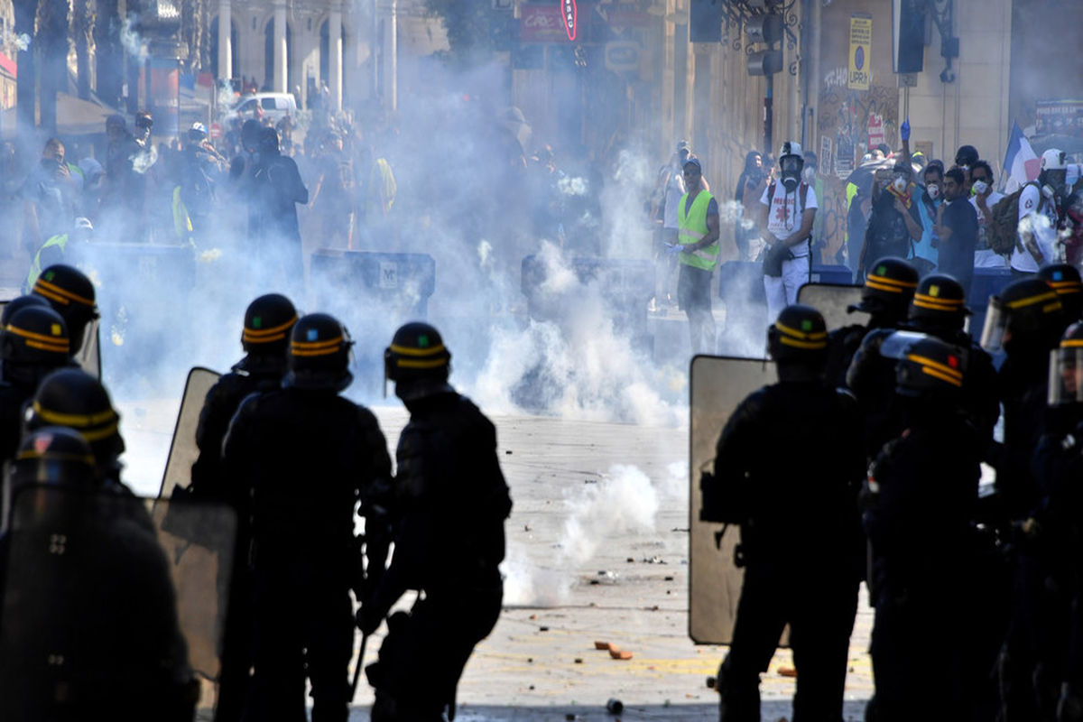 اعتراضات جلیقه زردها در فرانسه