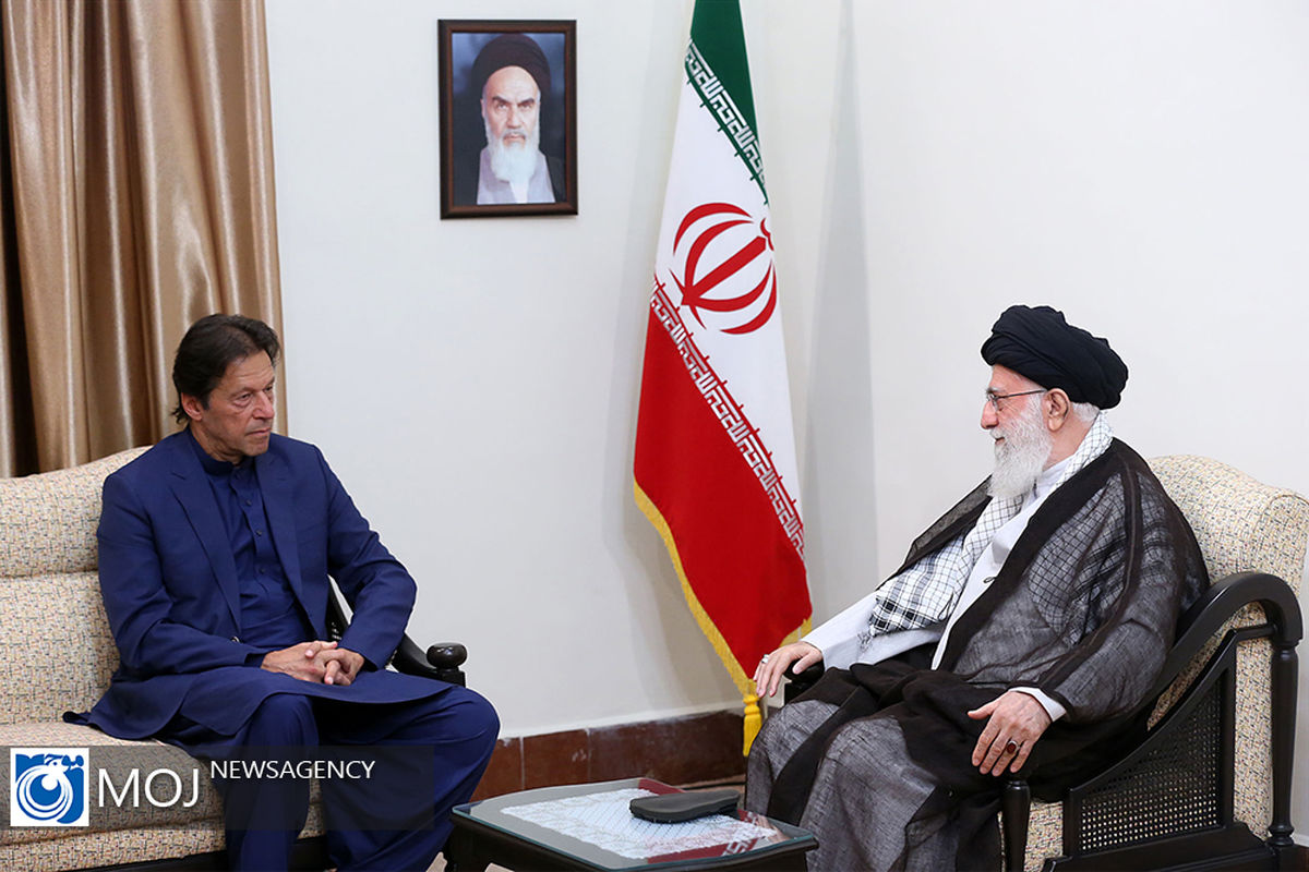 دیدار نخست وزیر پاکستان با مقام معظم رهبری
