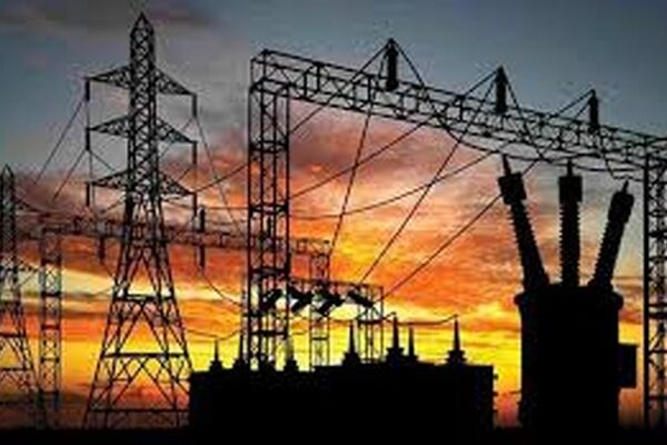 ۱۳ هزار برقبان در مدیریت پیک مصرف برق نقش دارند