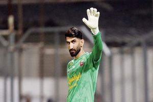 سوپرجام ۱۴۰۴/ حمایت روحی بیرانوند از تراکتور مقابل استقلال