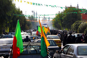 مناطق شهری قم به مناسب “روز قم” آذین بندی شدند