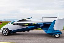 ماشین پرنده کوچک پرواز کرد