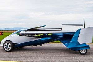 ماشین پرنده کوچک پرواز کرد