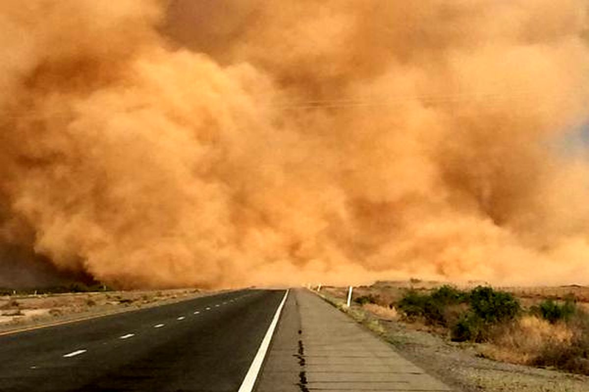 گرد و غبار در ایذه