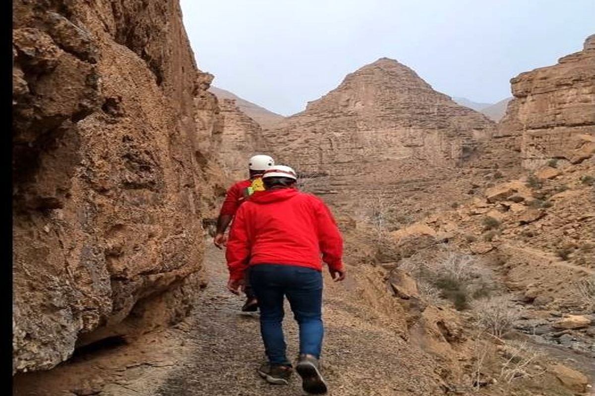 هلال احمر مهریز