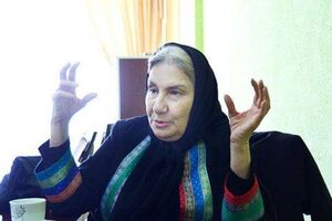 فریده سپاه منصور در میان تجمعات مردمی حضور یافت