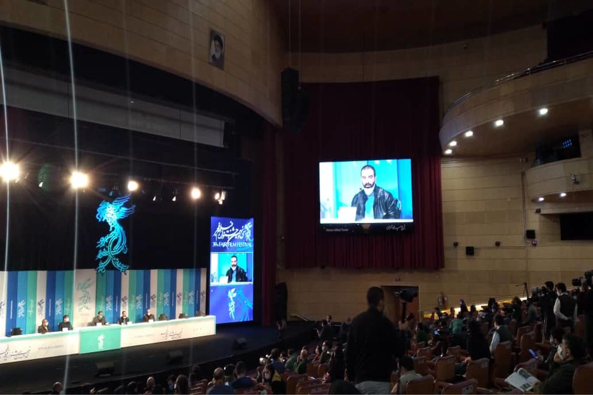 نشست خبری بی همه چیز