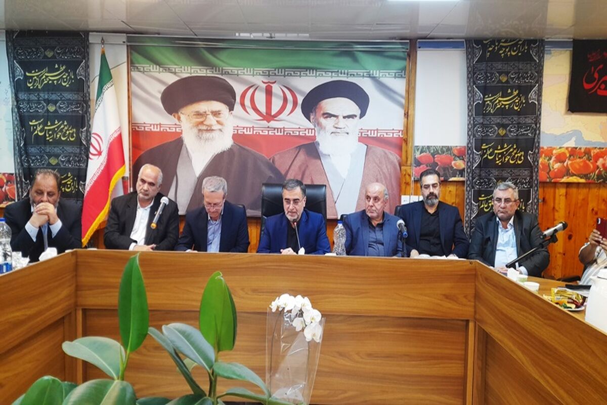 نشست استاندار مازندران با فعالان گل و گیاه