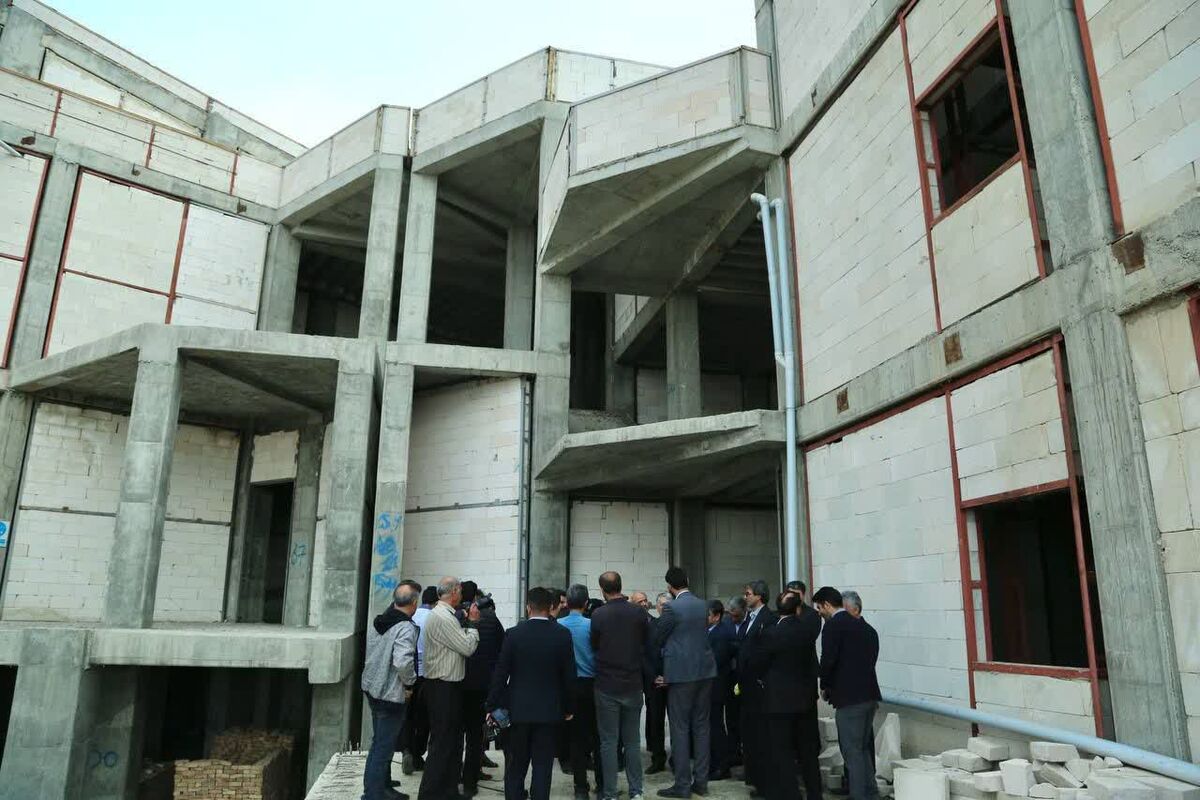 بازدید وزیر ارشاد از تالار شهر شهریور ۴۰۴
