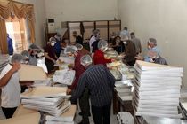 طبخ و توزیع بیش از ۲ هزار پرس غذای نذری بین نیازمندان