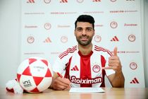 المپیاکوس از مهدی طارمی مهاجم ایرانی رونمایی کرد