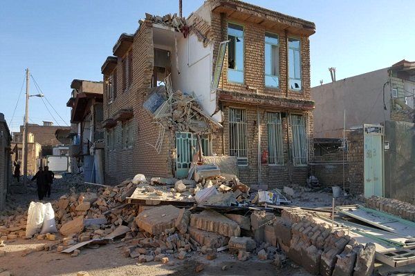 دولت بهشدت پیگیر قراردادهای پیمانکاران و استحکام سازی در مناطق زلزلهزده است