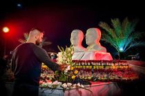 برگزاری مراسم گسترده مردم در فرودگاه بغداد در گرامیداشت شهادت سردار سلیمانی