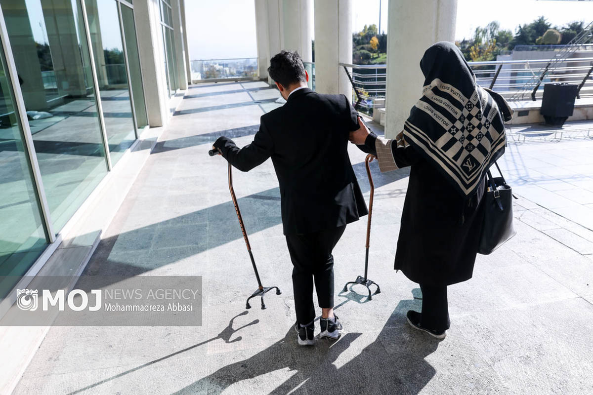 همایش گرامیداشت روز جهانی معلولان