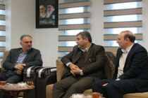 توانمند سازی و ایجاد درآمد پایدار اولویت برنامه ریزی برای محرومان باشد 