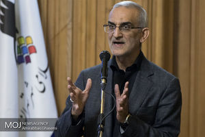 احتمالا ساعت کار کارمندان در ۲ هفته اول مهر شناور می شود