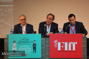 نشست خبری الیور استون در جشنواره جهانی فیلم فجر