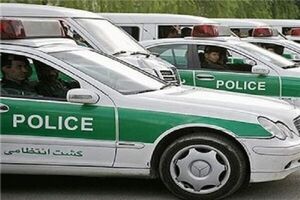 حضور به موقع مامور وظیفه شناس گشت انتظامی شیراز  برای خاموش کردن آتش سوزی منزل یکی از شهروندان + فیلم
