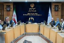 وزیر راه و شهرسازی از اساتید دانشگاه برای ایفای نقش فعال‌تر در حل مسائل کشور دعوت کرد
