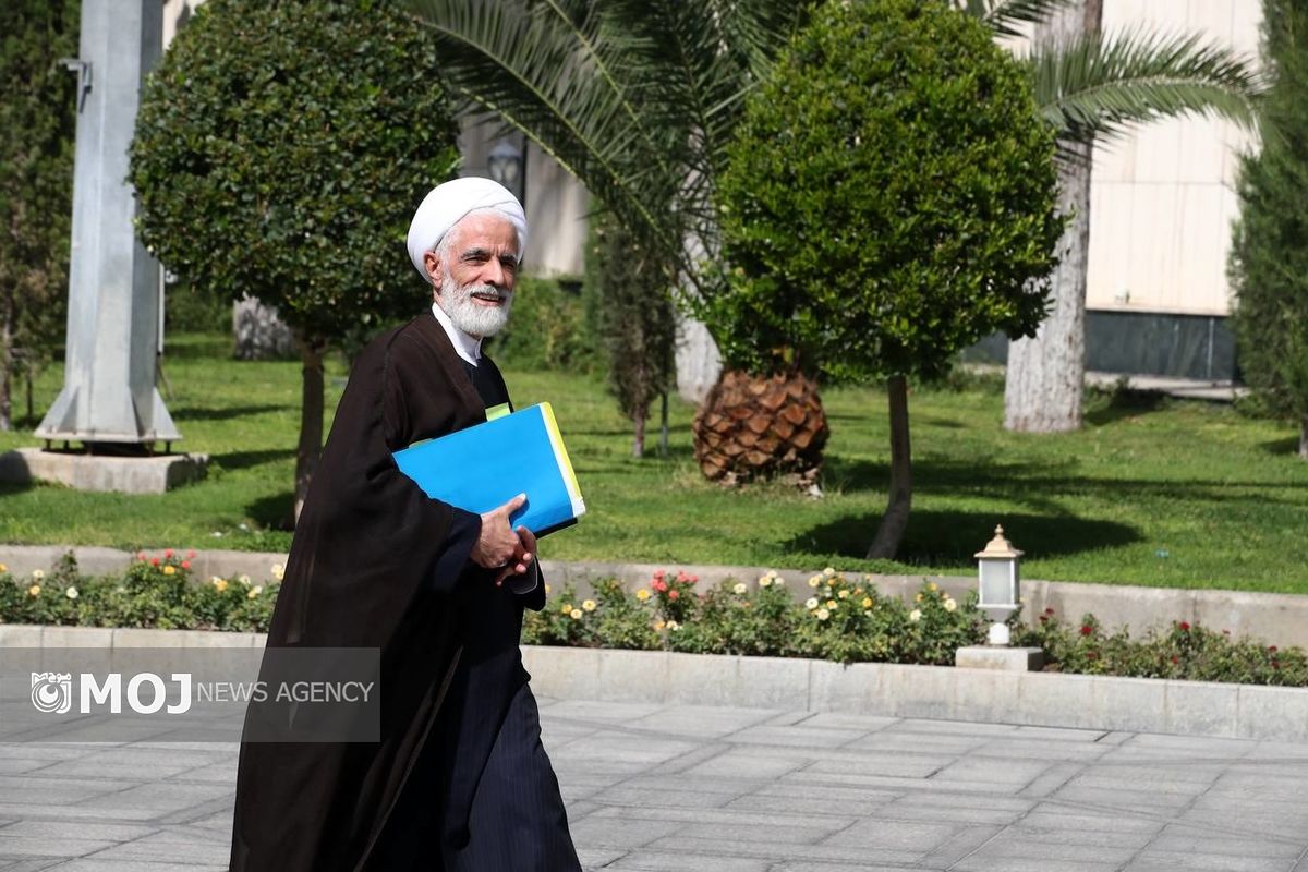 معاون حقوقی