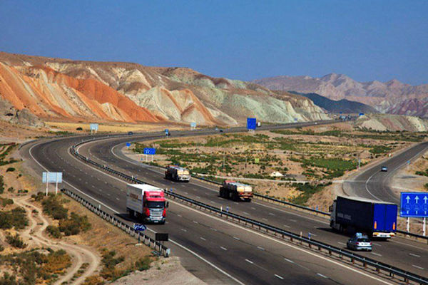 اصلاح و ایمن‌سازی ۹۹۷ نقطه پرحادثه جاده‌ای در دوره فعالیت دولت چهاردهم