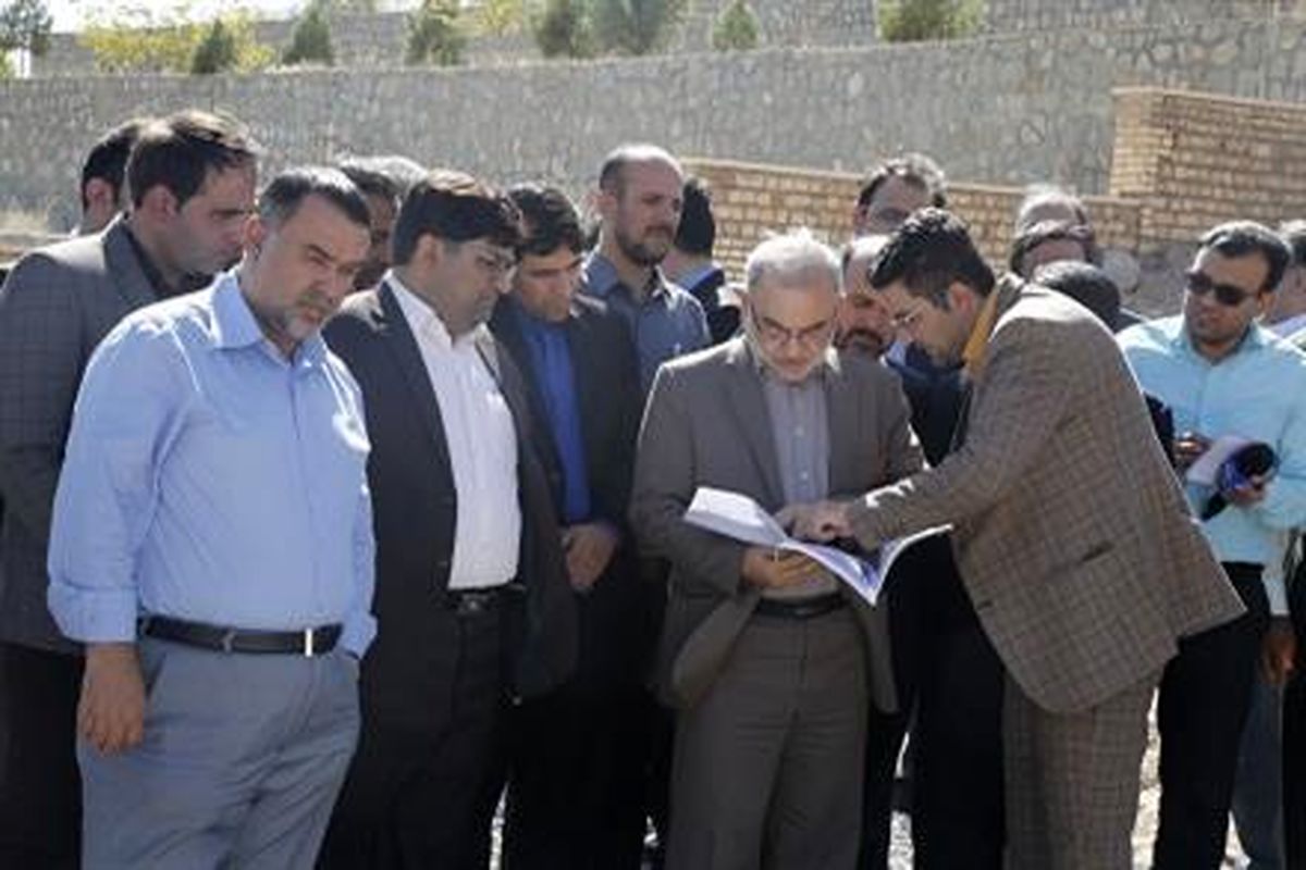 افتتاح و كلنگ زني طرح هاي عمراني بخش سلفچگان