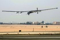 پرواز پایانی هواپیمای خورشیدی به تعویق افتاد