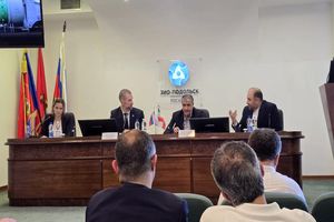 محمد اسلامی از شرکت‌های زیوپادولسک و TVEL روسیه بازدید کرد