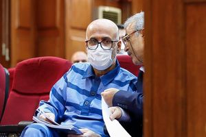 تکذیب آزادی با وثیقه اکبر طبری