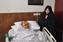 دفتر مقام معظم رهبری از بانوی فرهنگی لرستانی تفقد کرد