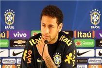 امری:‌ ما به دنبال بهترین‌ها هستیم که نیمار یکی از آنهاست!