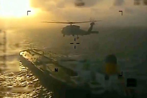 آمریکا و قمار بزرگ آغاز جنگ نفتکش ها/ چرا دزدی دریایی واشینگتن به جایی نخواهد رسید؟ 